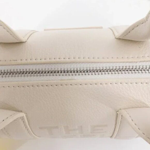 NWT！NEW！Marc Jacobs Mini Duffle Bag -WHITE  Pebble Leather Women - Picture 9 of 11